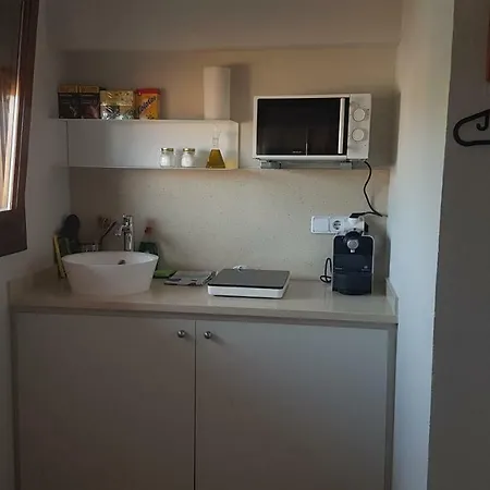 Estudio Con Terraza Y Piscina En La Costa Brava Apartment